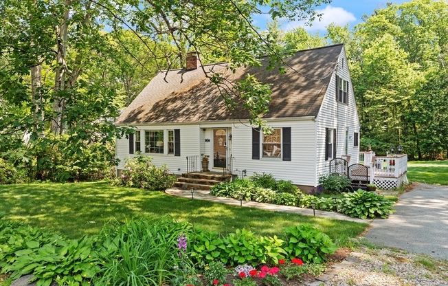 187 CEDAR ST