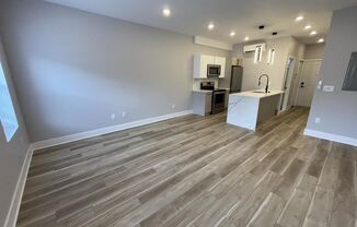 Studio, 1 bath, 430 sqft, $1,250, Unit 5