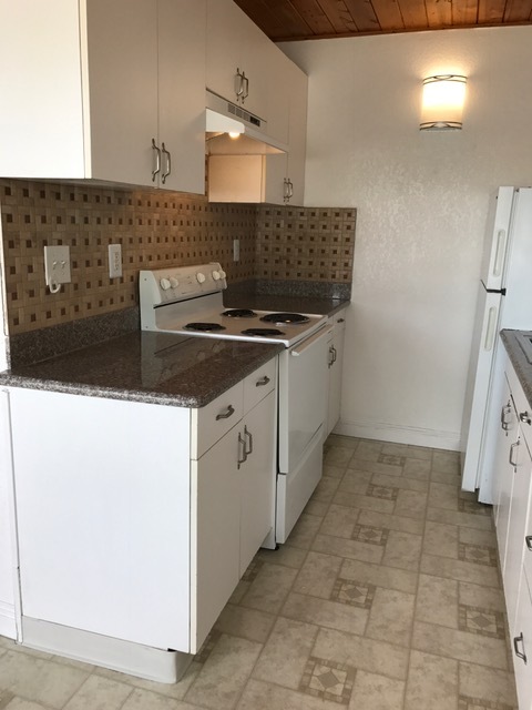 730 Lanai Apartments