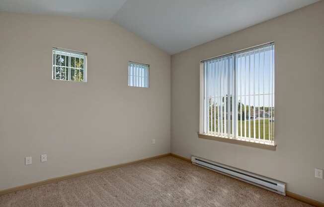 The Vintage Bedroom Apartments in Moses Lake, WA