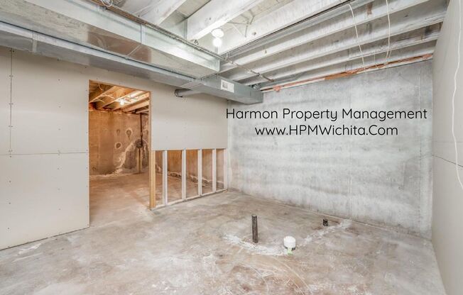 1502 S GOEBEL