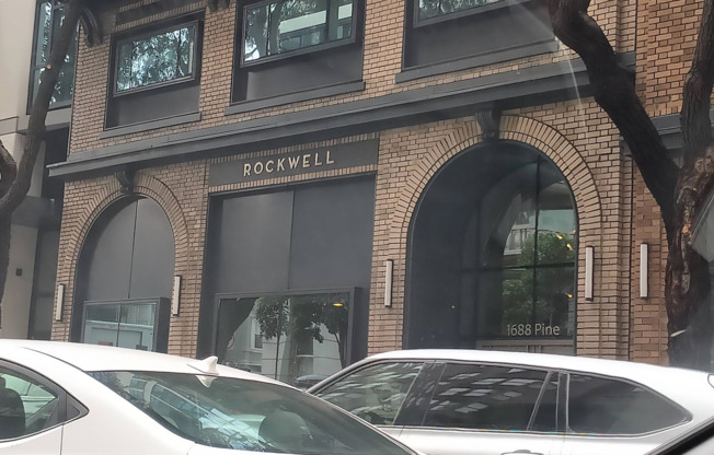 EPIC REA - Live at The Rockwell - View Corner Condo/2 BR/2 BA/Pkg/Amenities