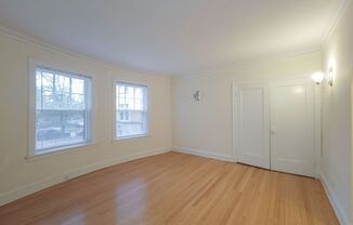 1610 W SUNNYSIDE