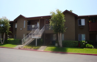 2 beds, 1 bath, 750 sqft, $1,925, Unit 239