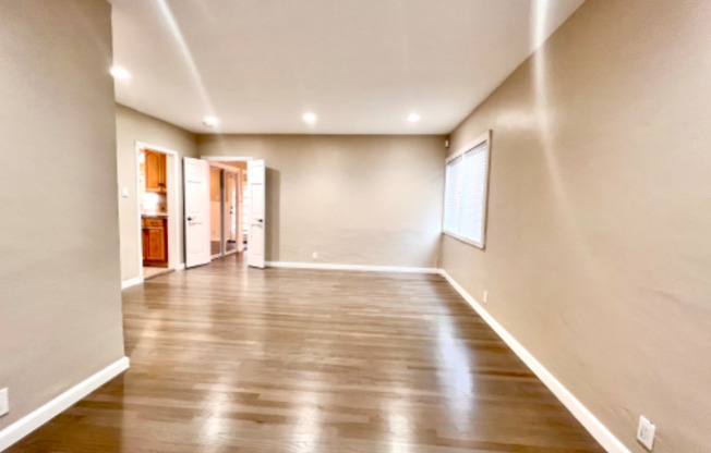 216 Avenue H A