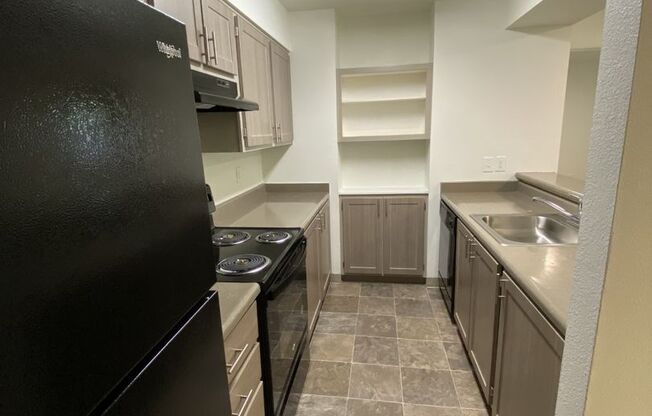 4 beds, 2 baths, 1,302 sqft, $2,350, Unit C-016
