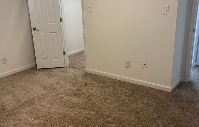 2 beds, 2 baths, 1,121 sqft, $1,595, Unit 1415