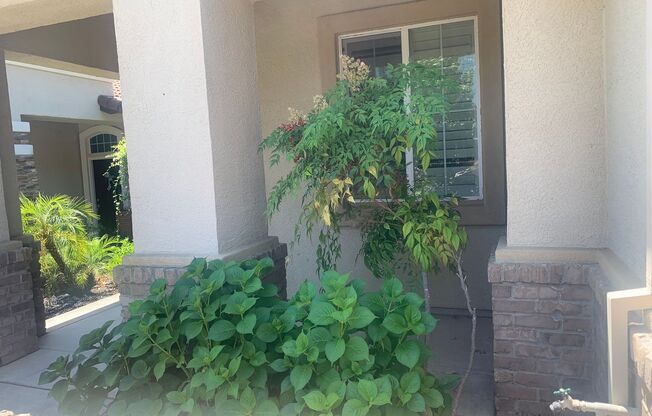 4 bedroom 2 bath Empire Ranch home