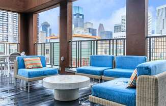 WELCOME TO 1711 CAROLINE