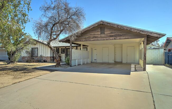 $500 OFF FIRST MONTH RENT! READY TO VIEW NOW! Spacious 3 Bed 2 Bath Home in West Phoenix