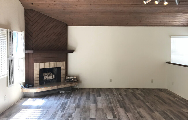 Pullman Duplex