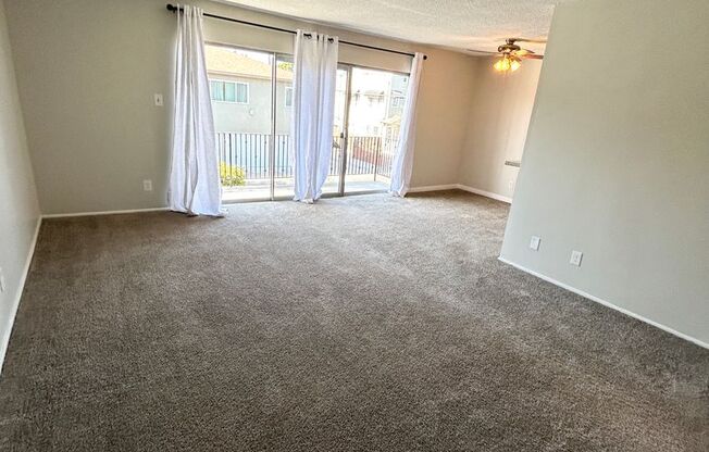 2 beds, 1 bath, $2,395, Unit 04