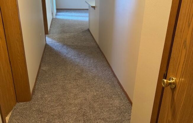 1 bed, 1 bath, 735 sqft, $925, Unit 109E