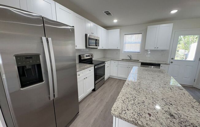 VILLAGES AT STATHAM NOW LEASING!