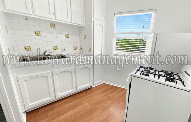 560 Grand