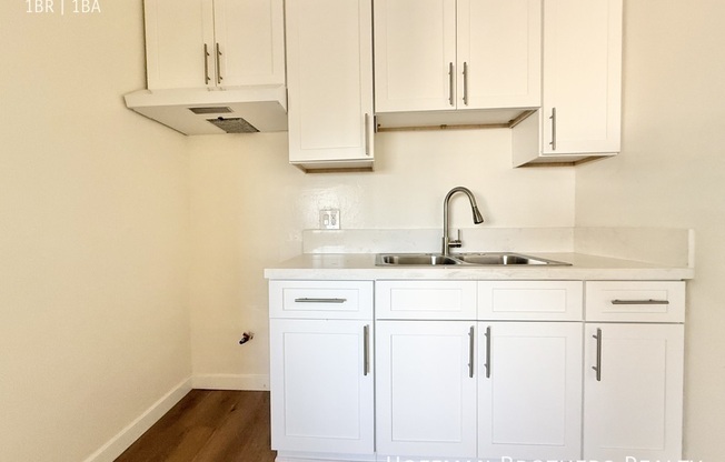 1254 W 110 ST
