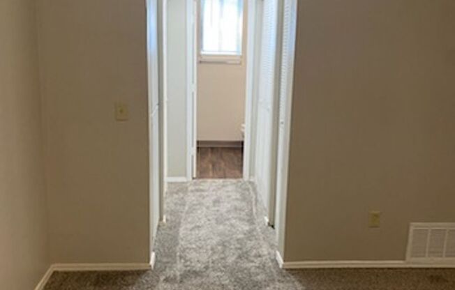 Studio, 1 bath, 520 sqft, $560, Unit 2604-106