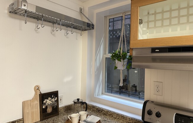 520 Shawmut Ave Unit 1