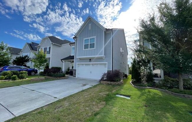 1044 Royal Stock - Bev Roberts Rentals and Property Management