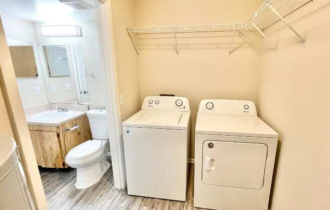 Ciel Luxury Apartments | Jacksonville, FL | Washer and Dryer Included