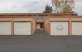 2 Bedroom, 1 Bath Condo in Kennewick