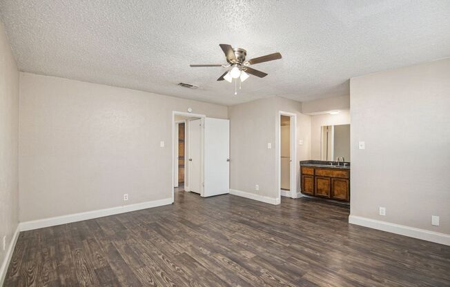 2 beds, 2 baths, $1,625