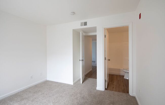 3 beds, 2 baths, 1,105 sqft, $3,495, Unit 330