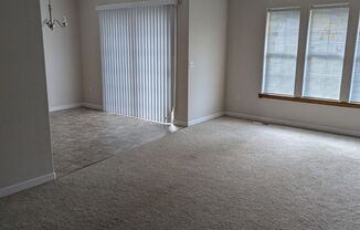 2 beds, 1 bath, $1,300