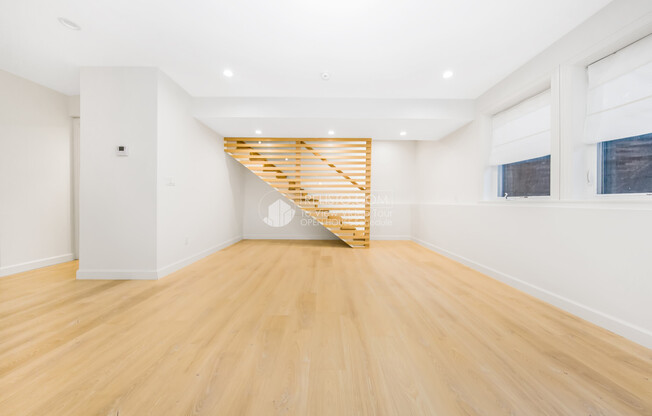 1222 UN ST