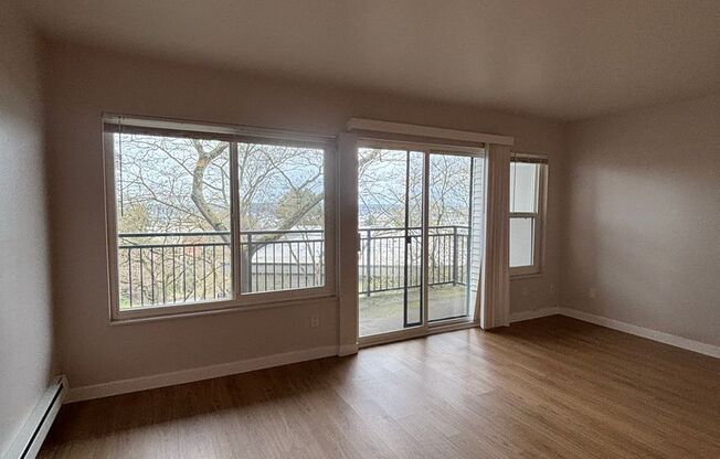 1 bed, 1 bath, 800 sqft, $2,045, Unit 3520 - 309