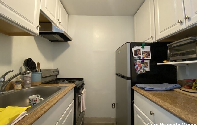 24 STILLMAN ST