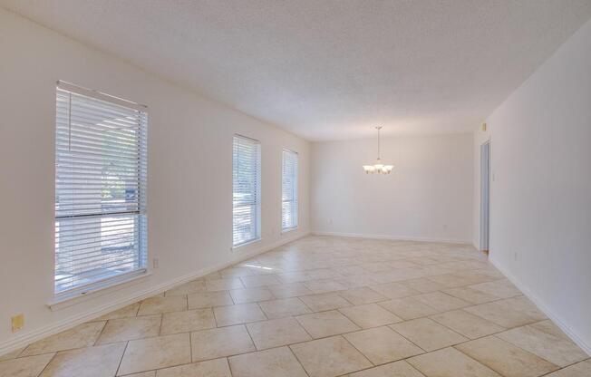 430 Sandy Trail