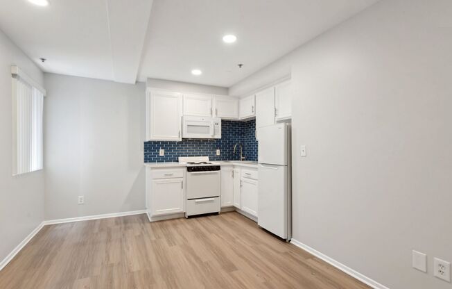 1 bed, 1 bath, 349 sqft, $1,845, Unit 201