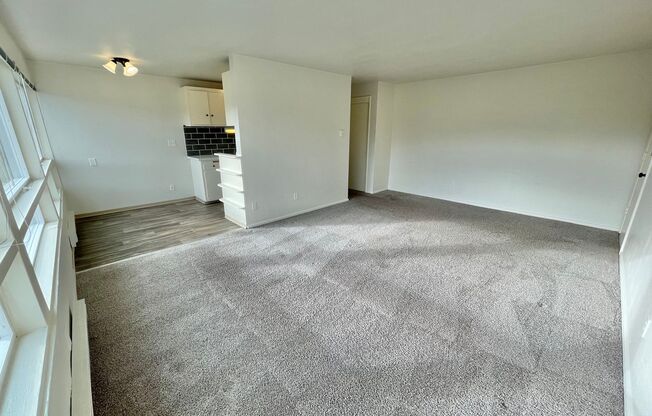 9043 35th Ave SW