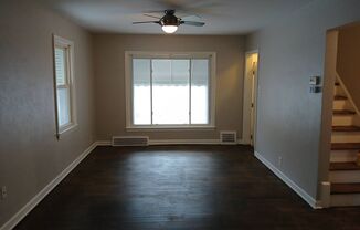 3 beds, 1 bath, $1,199