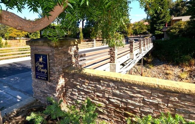 Incredible, Bright 3/2 Townhome in gated Alamo Square with wooded views