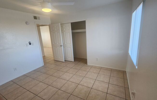 2 beds, 1 bath, 950 sqft, $1,225, Unit 105