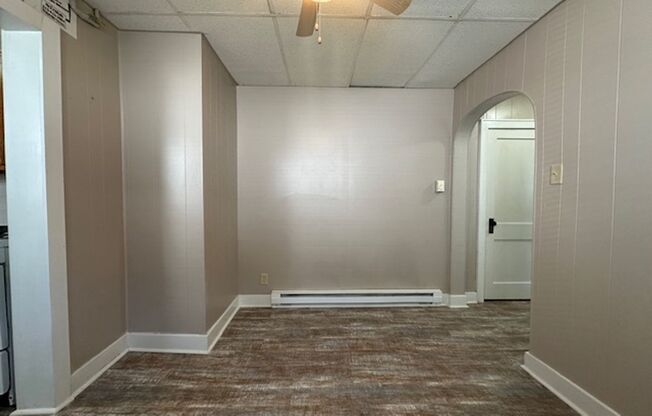 Studio, 1 bath, 600 sqft, $645, Unit 1