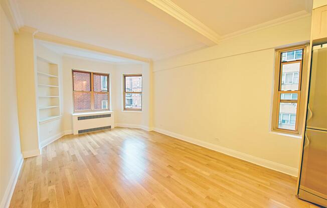 Studio, 1 bath, $3,795, Unit 9G