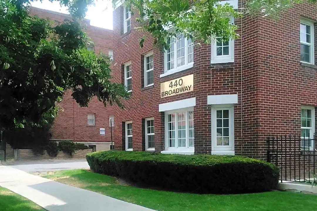 Broadway Apartments