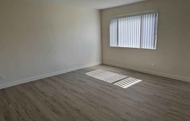 $250.00 1st Month's Rent! Utilities Included!