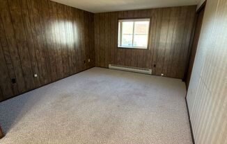 1 bed, 1 bath, $475, Unit 2