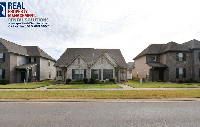 Great 3 bd 2.5 ba with Washer/Dryer included and attached garage!