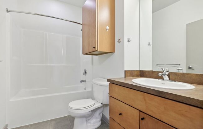 1 bed, 1 bath, 726 sqft, $1,275, Unit 207