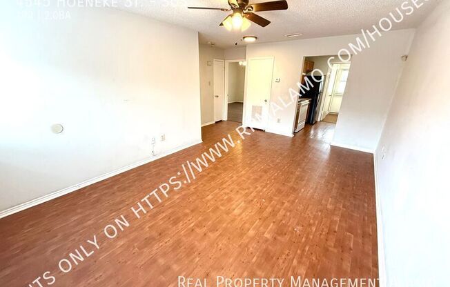 4545 Hoeneke St.