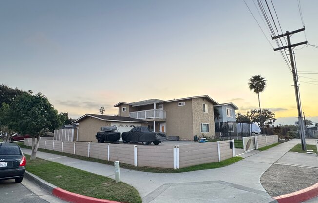 1097 GRV AVE