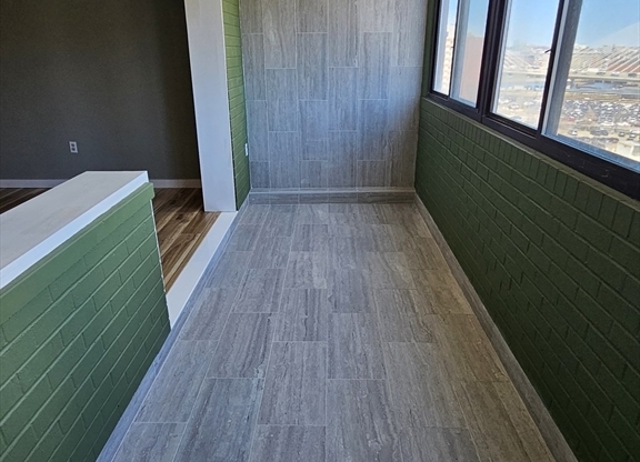 1 bed, 1 bath, 802 sqft, $3,150, Unit 10J