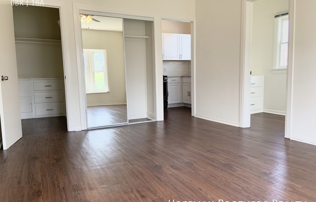 1525 Cassil Pl