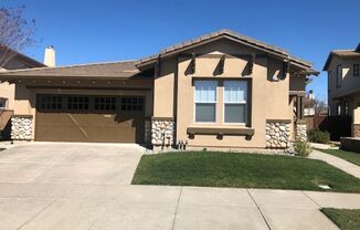 3 beds, 2 baths, $2,995