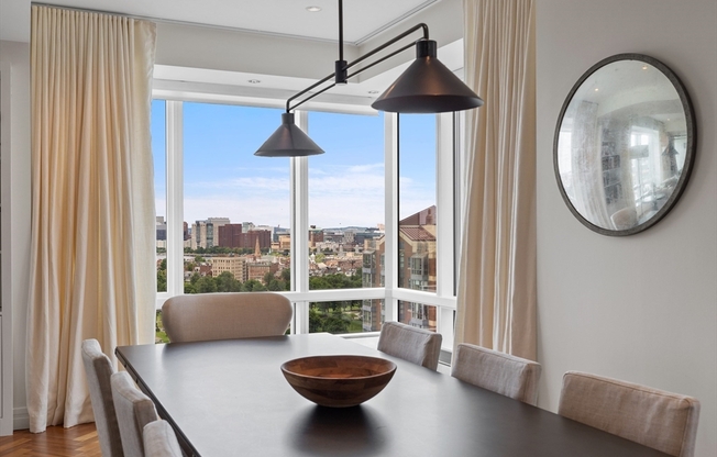 4 beds, 3.5 baths, 3,246 sqft, $35,000, Unit 19E